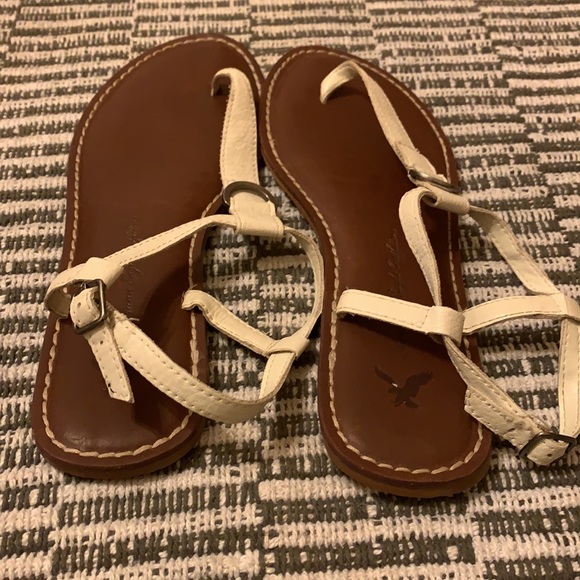 American Eagle white sandals - Picture 3 of 5